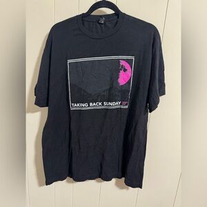 Taking Back Sunday concert 2018 Black and Pink Graphic T-Shirt XL